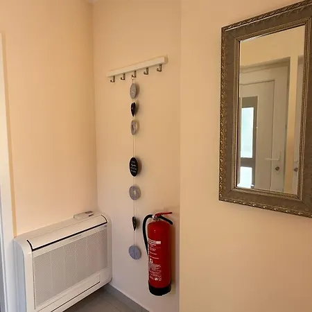 Domizil Sunce Gudica Apartment